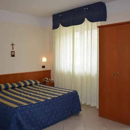 Hotel La Buona Forchetta - S. Anna 3*